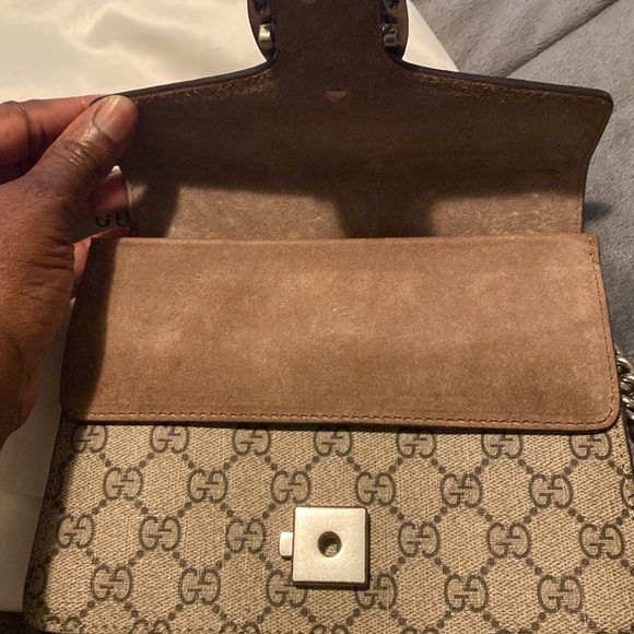 Authentic GUCCI:Beige GG Supreme Canvas & Suede Mini Dionysus Shoulder - Picture 2 of 8